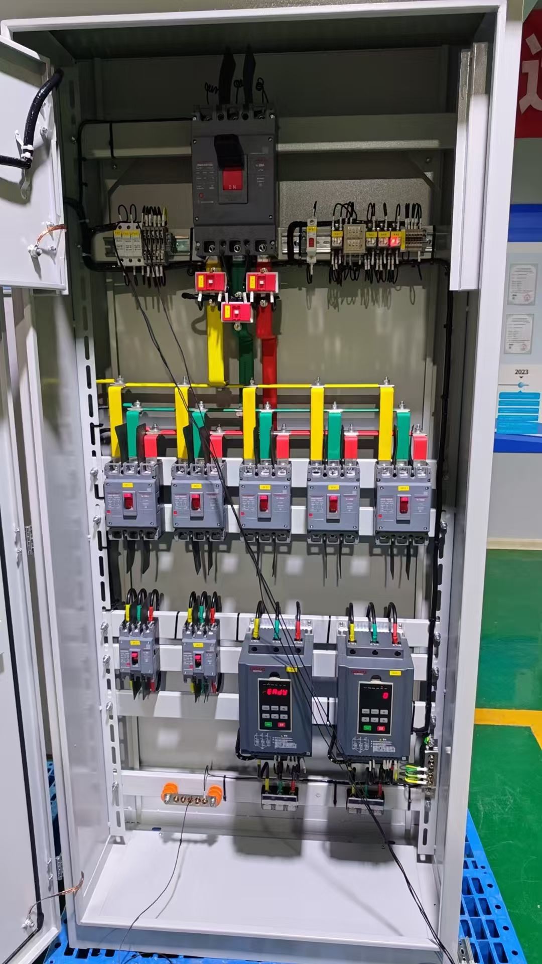 electric cabinet (36)